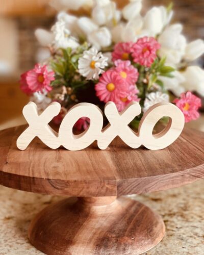 XOXO Word Shaped Craft Wood, Valentines Day Tiered Tray Decor, Valentines Day Craft Wood, Valentines Day Decor, Valentines Day DIY Decor, Unfinished XOXO Cut Out, Ready to Paint Craft Wood, Free Standing Craft Wood